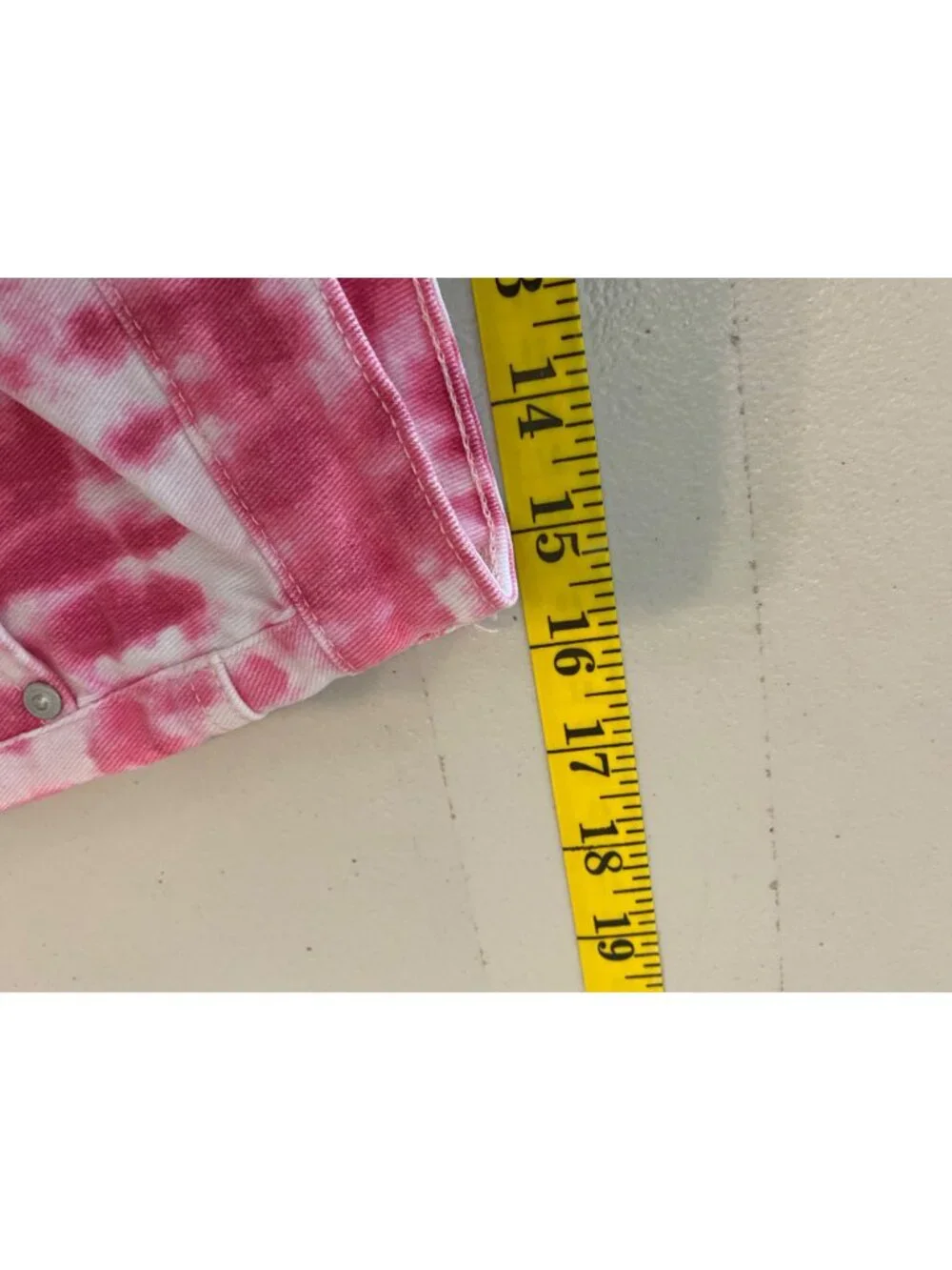 Style & Co Tie-Dye Bermuda Shorts Pink & White Cotton Blend Frayed Hem Size 10 - Picture 8 of 10